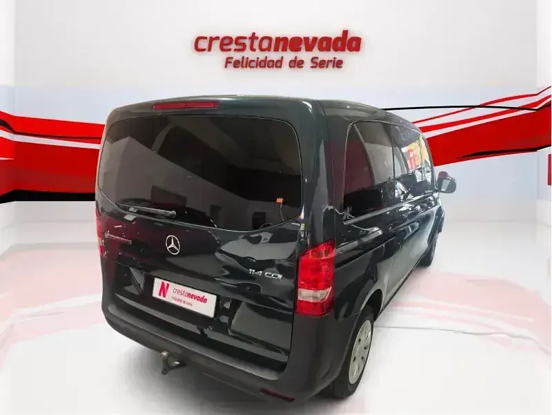 Usado Mercedes Vito 136 CV (100 kW) 2022 Verde Van