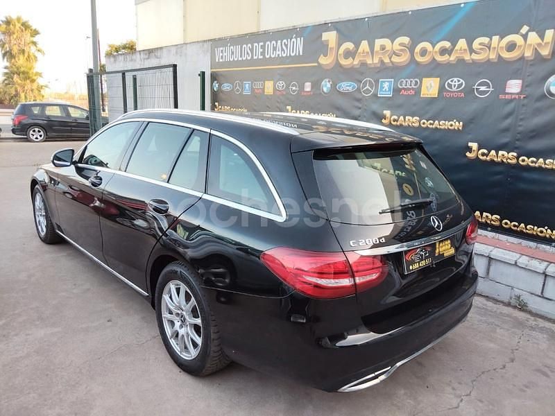 Usado Mercedes C220 170 CV (125 kW) 2017 Negro Familiar