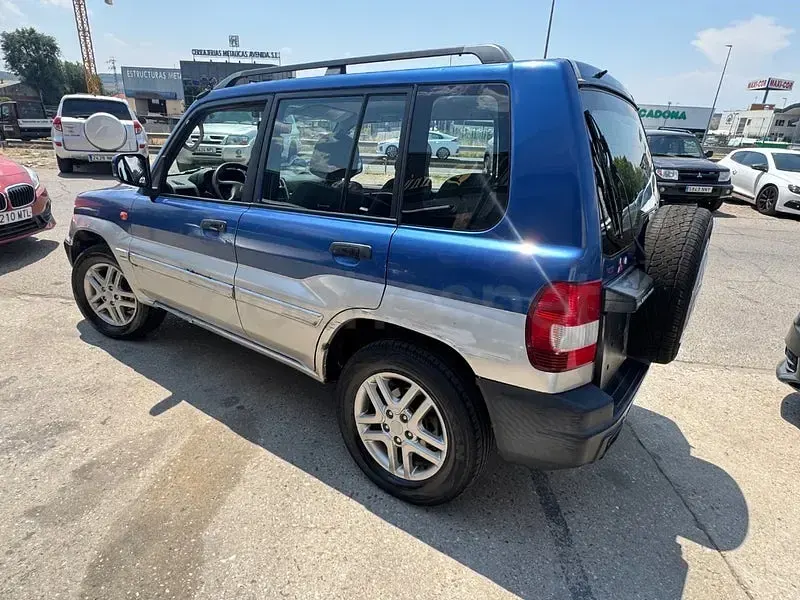 Usado Mitsubishi Montero 202 CV (148 kW) 2002 Azul SUV