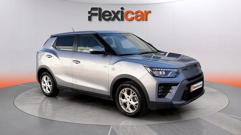 Usado Ssangyong (KGM) Tivoli 150 CV (110 kW) 2025 Gris SUV