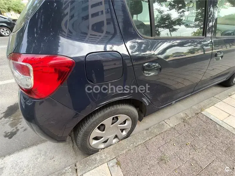 Usado Dacia Sandero Lauréate 90 CV (66 kW) 2014 Negro Berlina