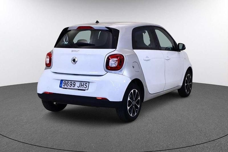 Usado Smart ForFour Passion 71 CV (52 kW) 2015 Blanco Utilitario
