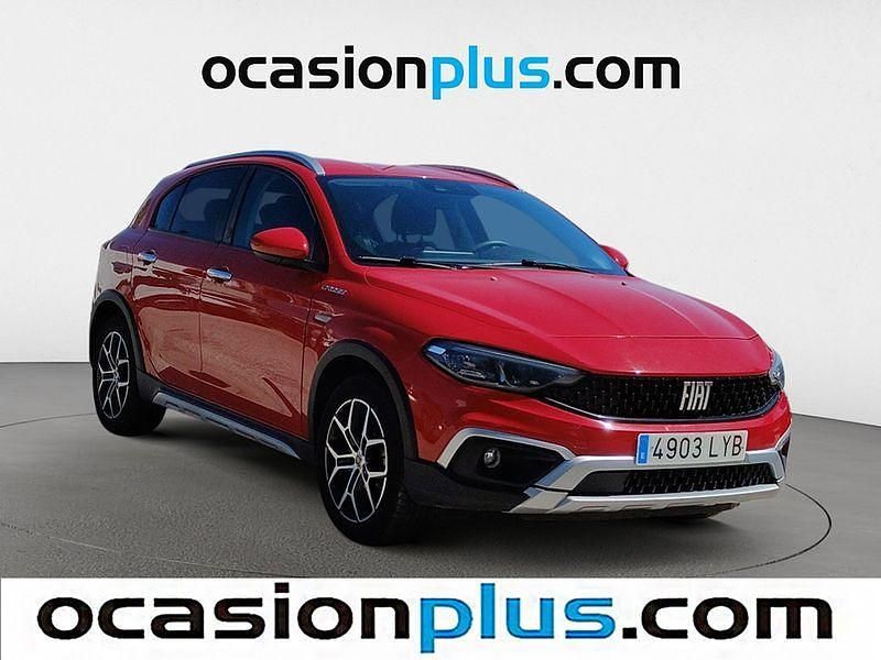Usado Fiat Tipo Red 131 HP (96 kW) 2022 Vermelho Citadino