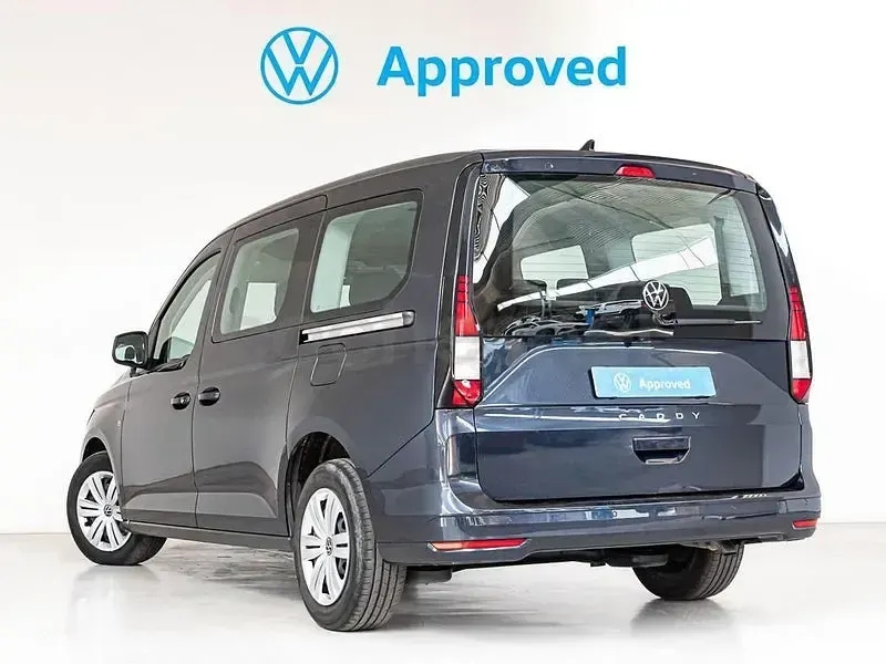 Usado VW Caddy 102 CV (75 kW) 2025 Azul Monovolumen
