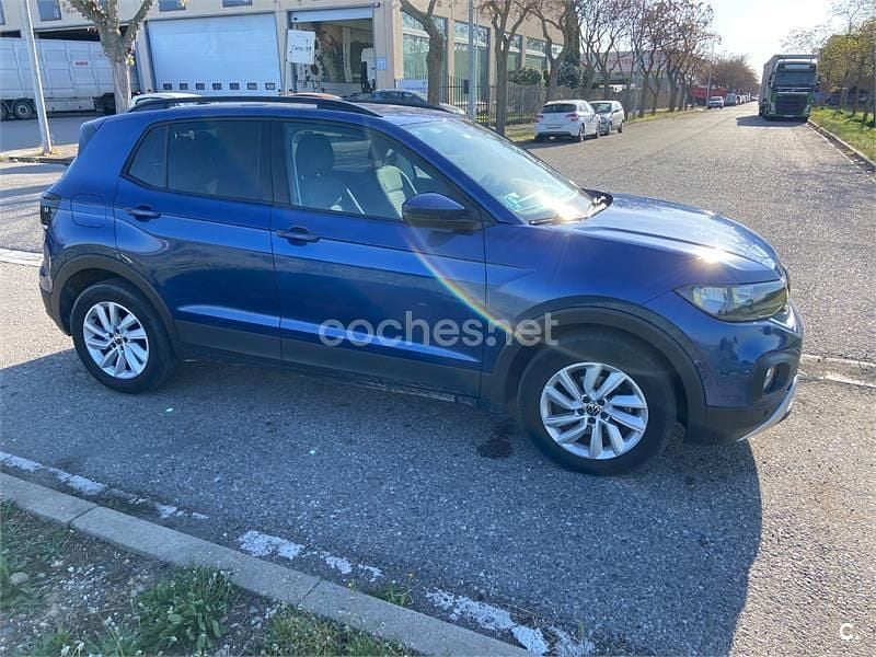 Usado VW T-Cross Advance 110 CV (80 kW) 2022 Azul SUV