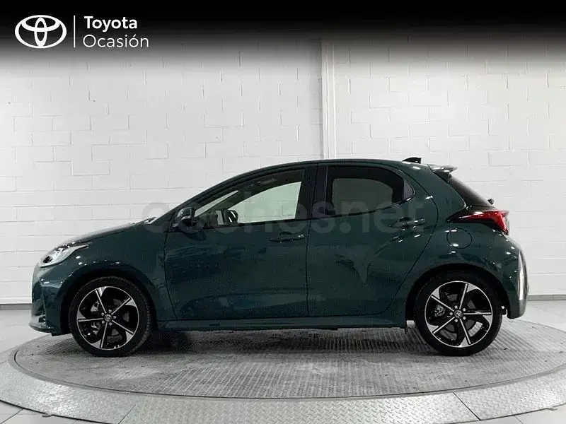 Usado Toyota Yaris Hybrid Style 116 CV (85 kW) 2025 Verde Berlina