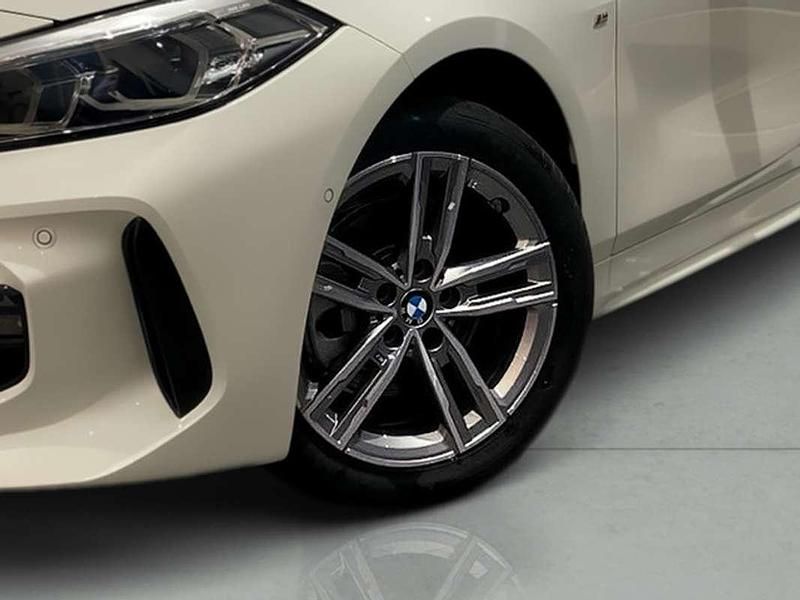Usado BMW 116 116 CV (85 kW) 2024 Blanco Utilitario