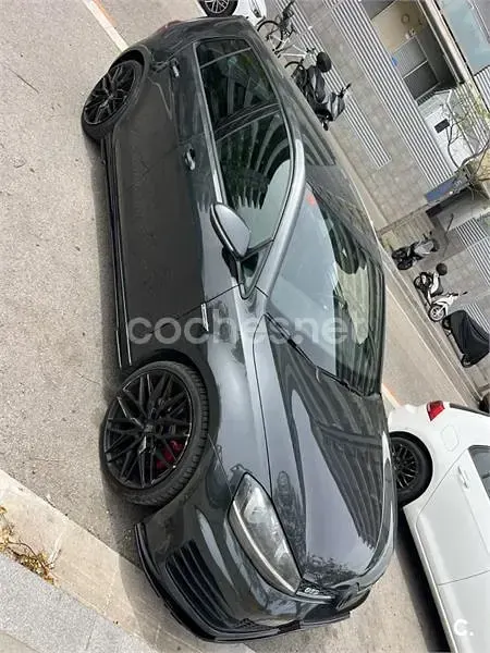Usado VW Golf VII GTD 184 CV (135 kW) 2016 Negro Familiar