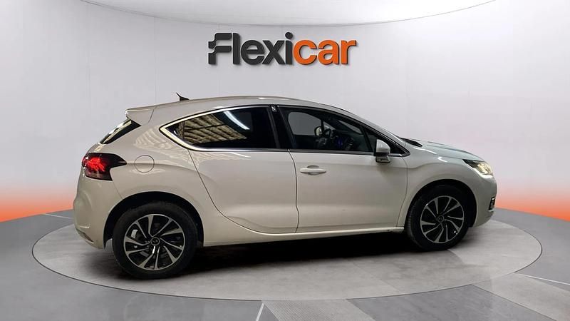 Usado DS Automobiles DS4 131 CV (96 kW) 2018 Blanco Utilitario