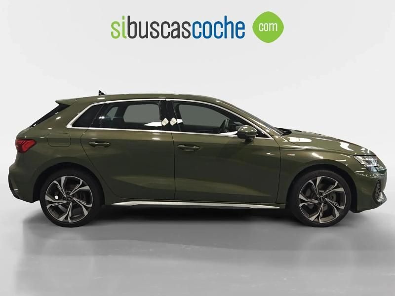 Usado Audi A3 S-Line 150 CV (110 kW) 2025 Verde