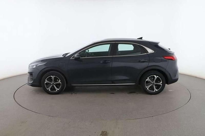 Usado Kia XCeed Active 143 CV (105 kW) 2022 Gris SUV