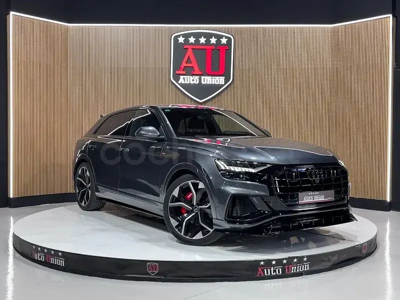 Usado Audi Q8 S-Line 286 CV (210 kW) 2019 Gris / plata SUV