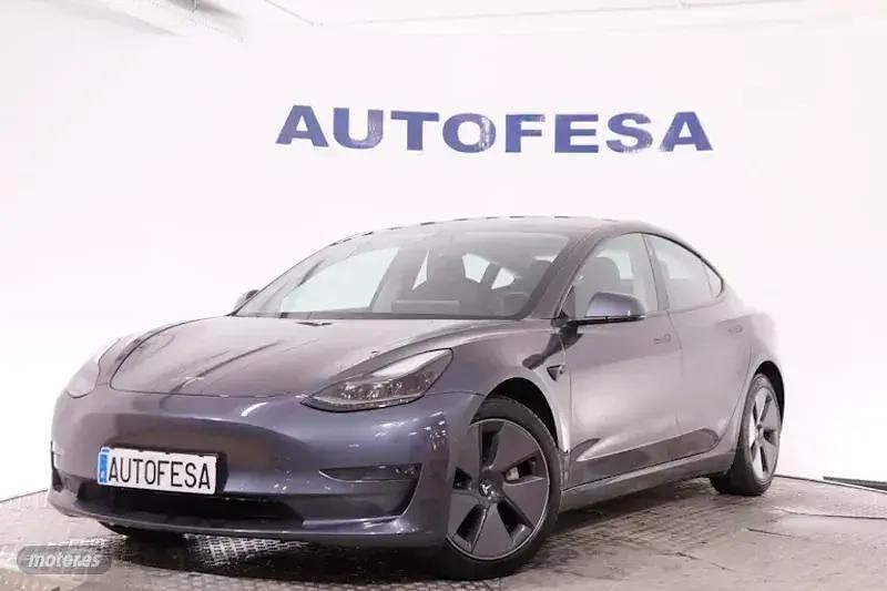 Gris Usado 2021 Tesla Model 3 Berlina | 25.350 € (Buen precio) - Imagen 1/4