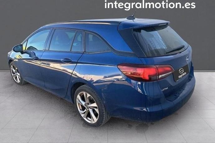 Usado Opel Astra GS Line 104 CV (76 kW) 2020 Familiar