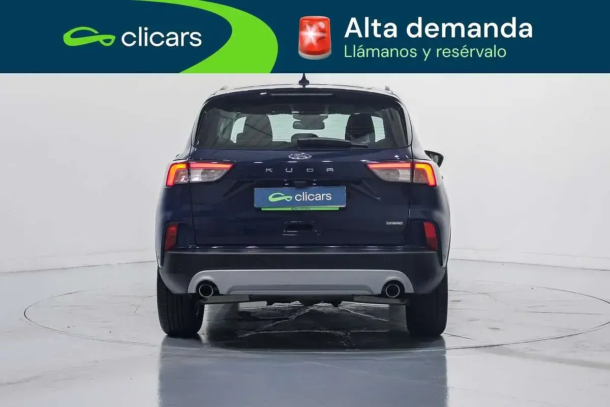 Usado Ford Kuga Titanium 190 CV (139 kW) 2021 Negro SUV