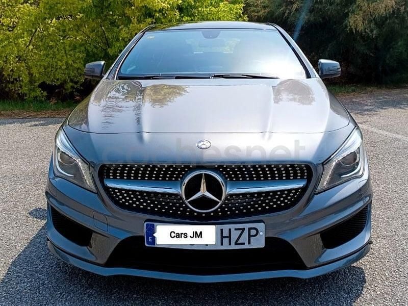 Usado Mercedes CLA200 AMG line 136 CV (100 kW) 2014 Gris / plata Berlina