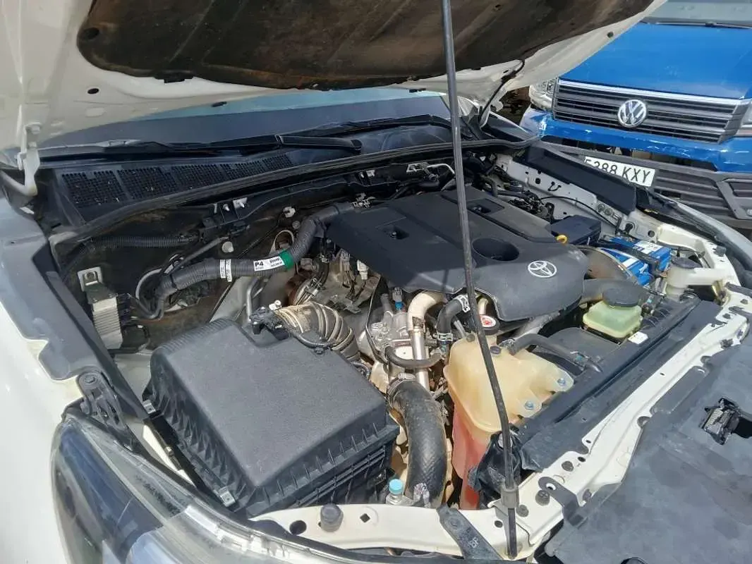 Usado Toyota HiLux 150 CV (110 kW) 2018 Blanco Pickup/Camioneta