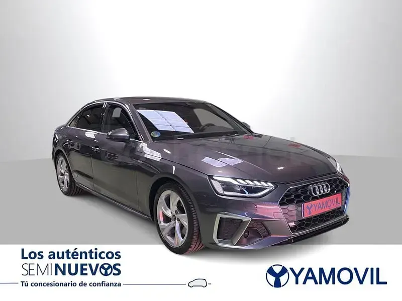 Usado Audi A4 S-Line 163 CV (119 kW) 2024 Gris / plata Berlina