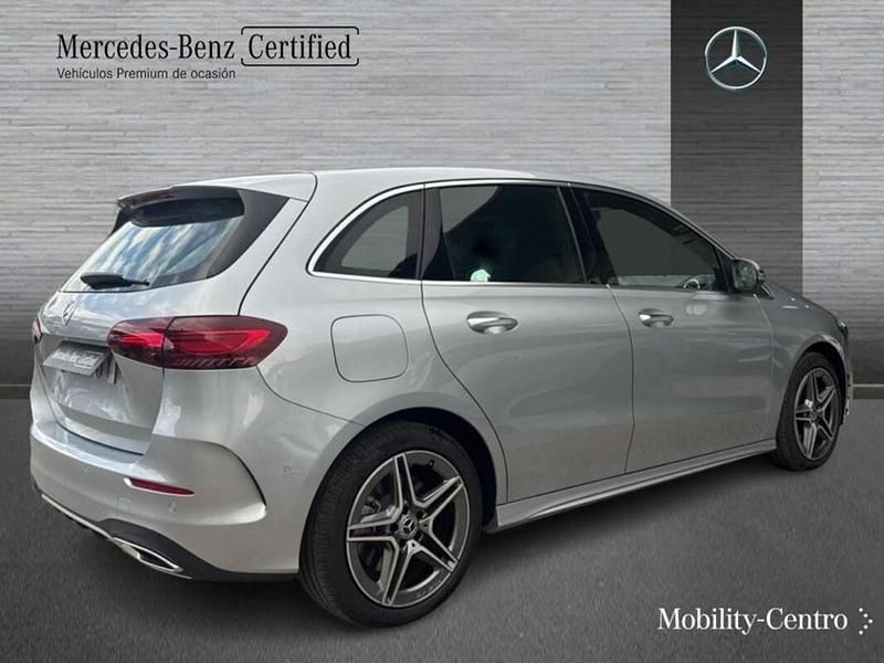 Usado Mercedes B250 163 CV (119 kW) 2025 Plata hightech Monovolumen
