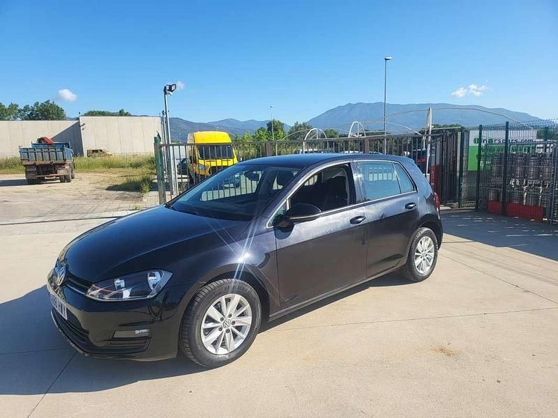 Negro Usado 2014 VW Golf VII Advance Utilitario | 11.490 € (Precio justo) - Imagen 1/4