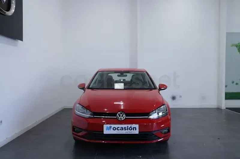 Usado VW Golf VII Edition 115 CV (84 kW) 2020 Rojo Berlina