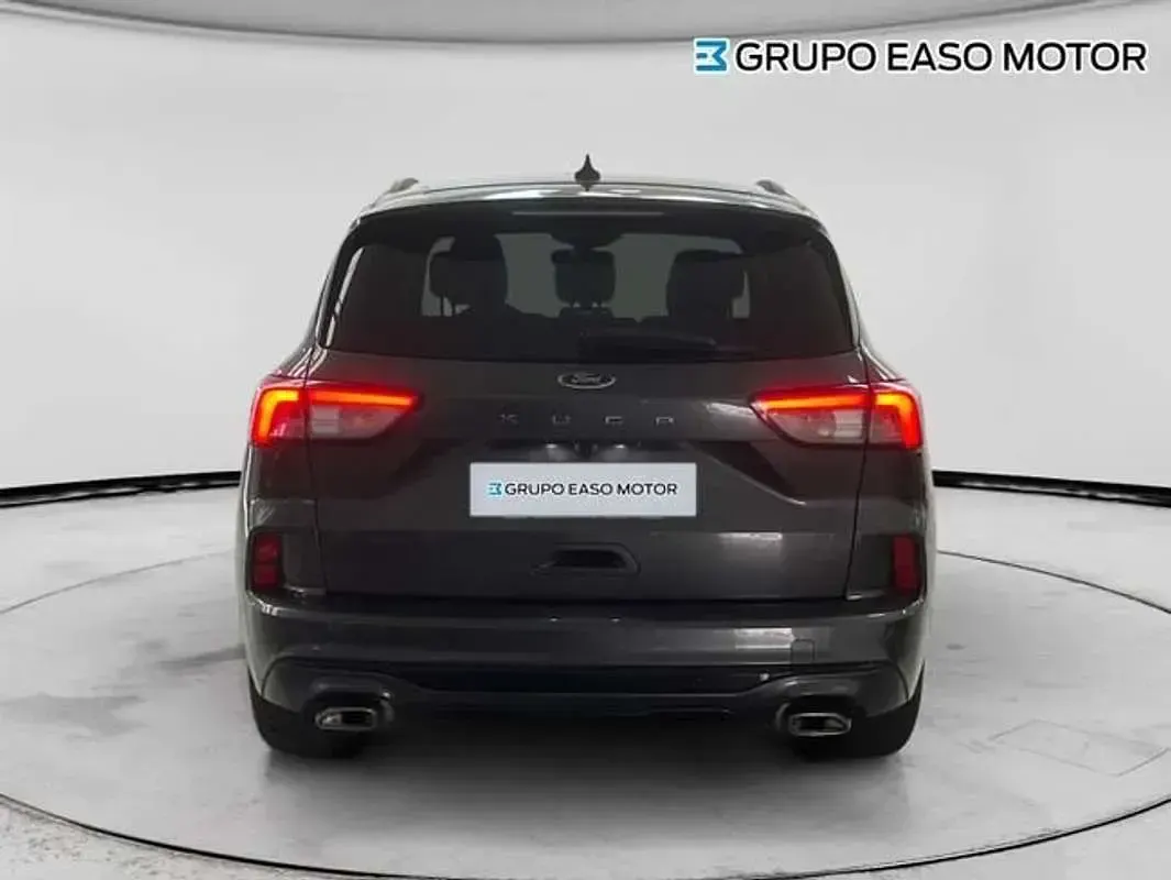 Usado Ford Kuga ST-Line 150 CV (110 kW) 2023 Gris SUV