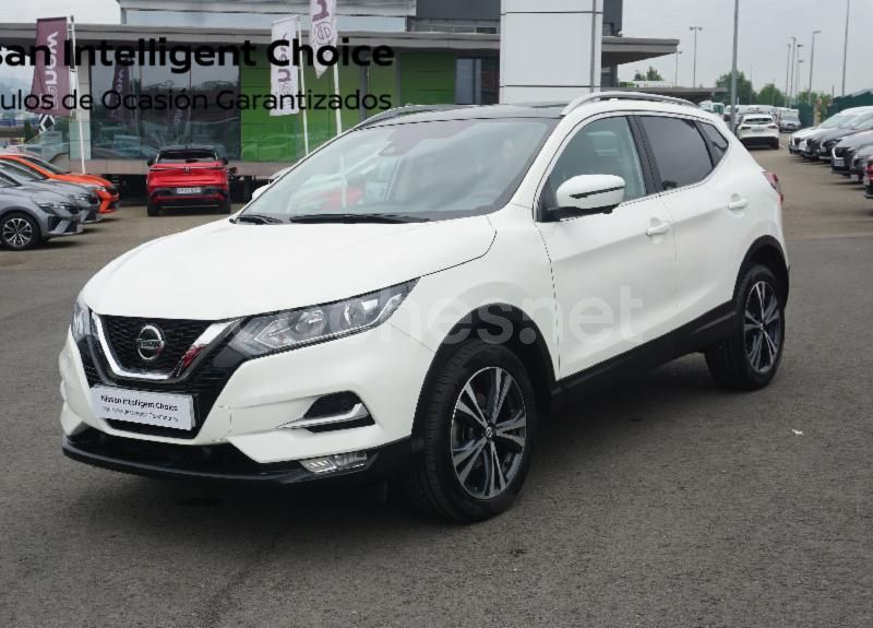 Sapporo white Usado 2020 Nissan Qashqai N-Connecta SUV | 20.900 € (Caro) - Imagen 1/4