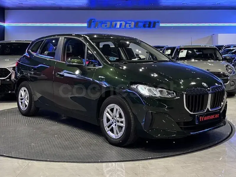 Usado BMW 218 150 CV (110 kW) 2023 Verde Familiar