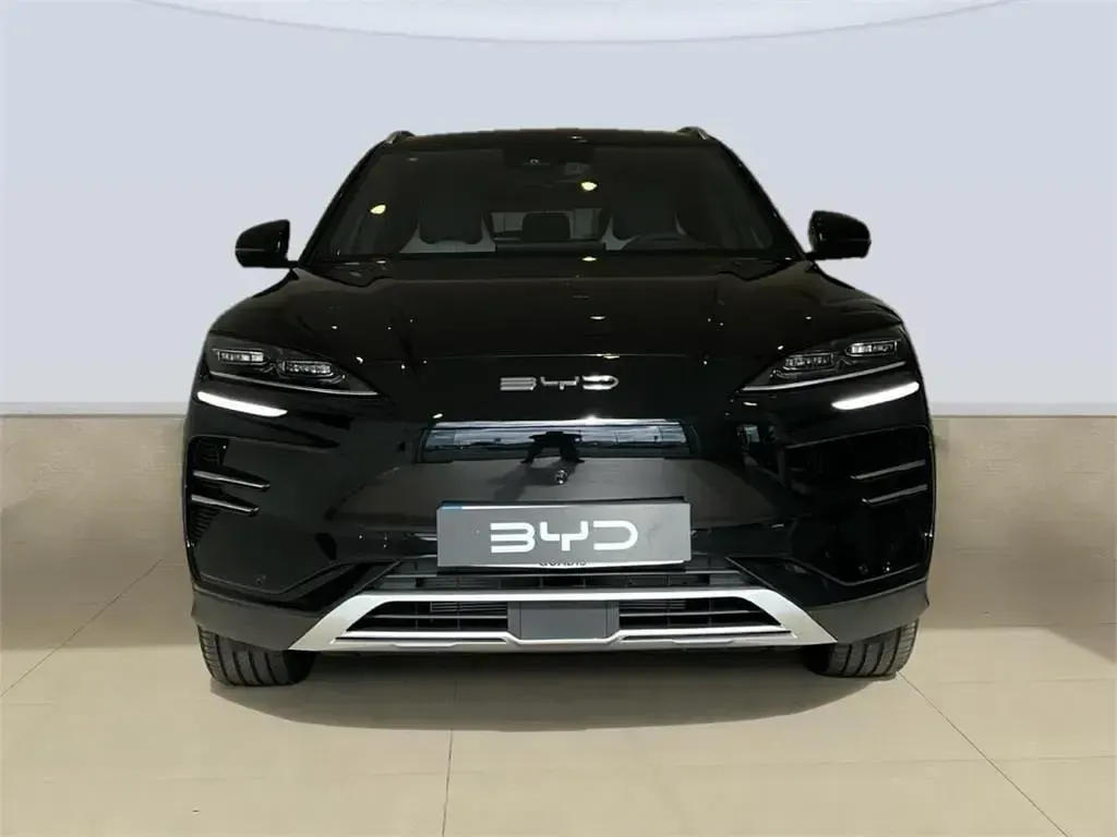 Nuevo BYD Seal U Design 160 kW (218 CV) 2025 Delan black SUV