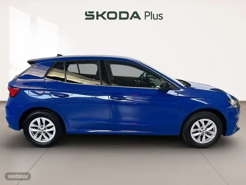 Usado Skoda Fabia Ambition 95 CV (69 kW) 2023 Azul Utilitario