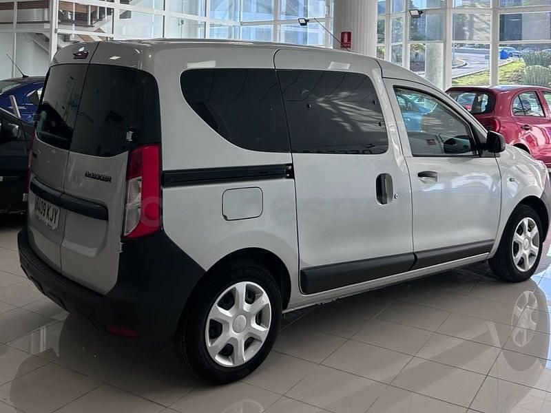 Usado Dacia Dokker 102 CV (75 kW) 2018 Gris / plata Monovolumen