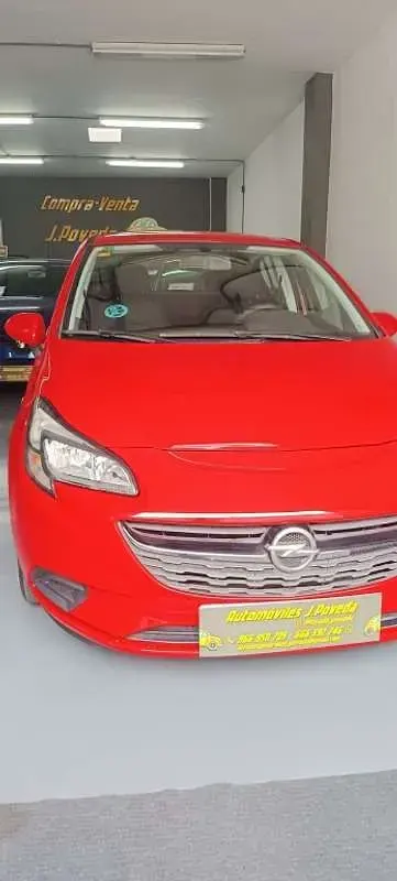 Usado Opel Corsa Business 75 CV (55 kW) 2016 Rojo Utilitario