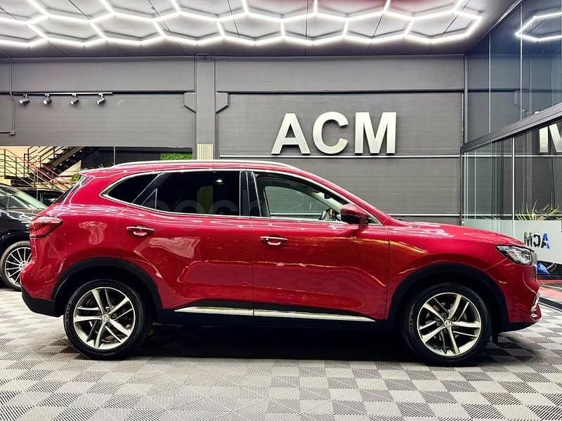 Usado MG HS Luxury 162 CV (119 kW) 2023 Granate SUV
