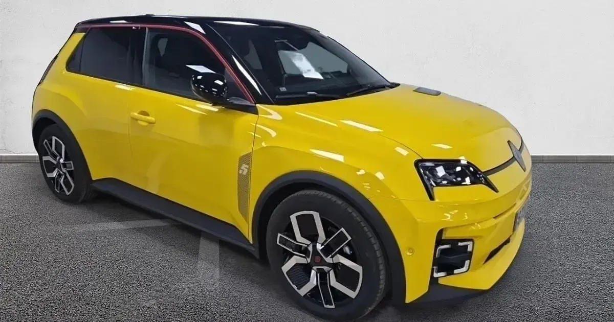 Usado Renault 5 E-Tech Techno 89 kW (122 CV) 2025
