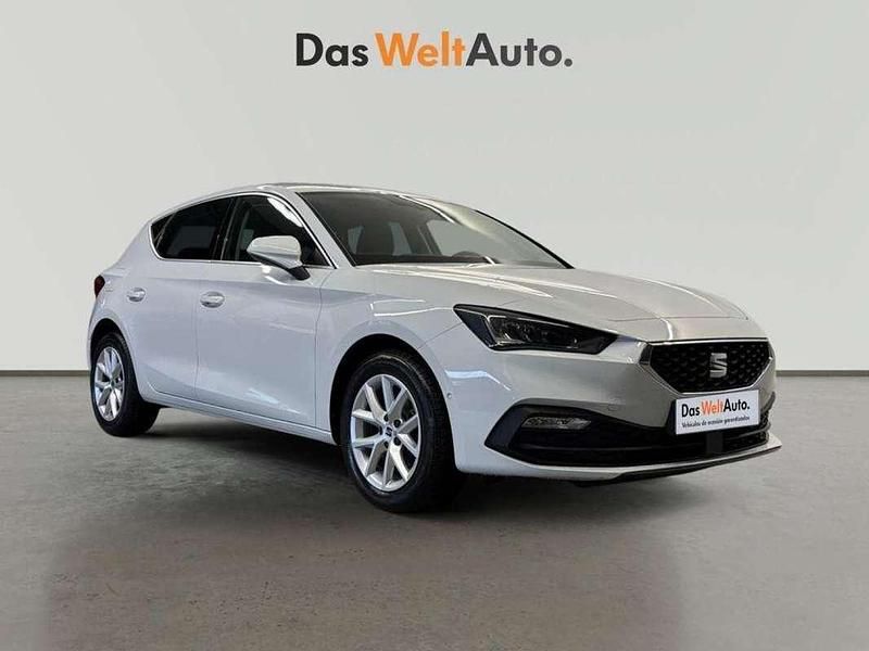 Blanco Usado 2025 Seat Leon Style Utilitario | 23.800 € (Precio justo) - Imagen 1/4