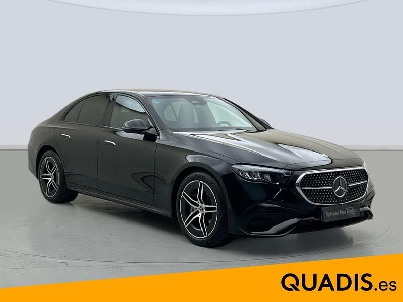 Usado Mercedes E220 197 CV (144 kW) 2025 Negro obsidiana Berlina