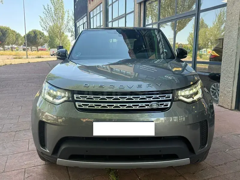 Usado Land Rover Discovery HSE 306 CV (225 kW) 2018 Gris / plata SUV