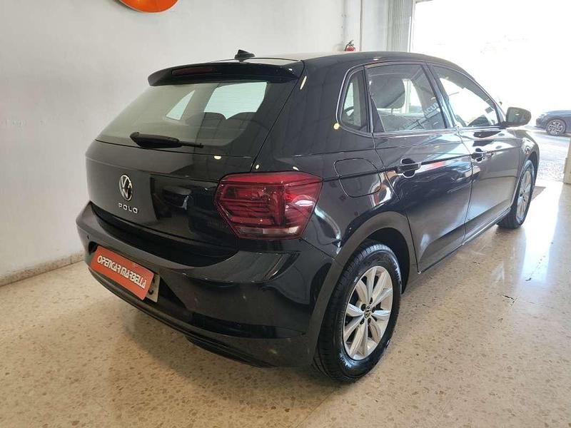 Usado VW Polo R-line 95 CV (69 kW) 2021 Negro Utilitario