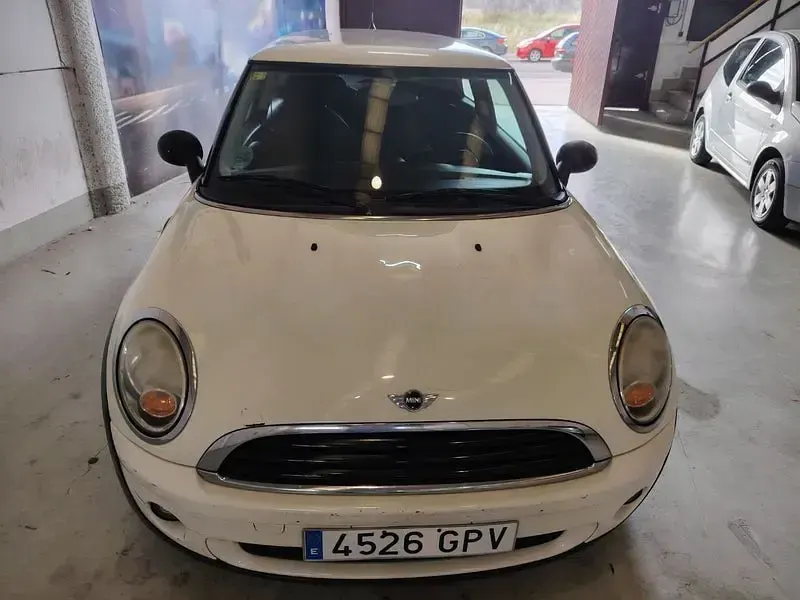 Usado Mini ONE 95 CV (69 kW) 2009 Blanco Utilitario