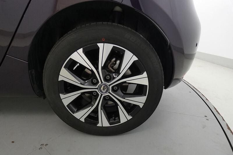 Usado Renault Zoe Evolution 80 kW (109 CV) 2022 Violeta Utilitario