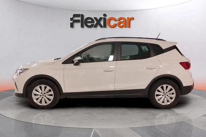 Usado Seat Arona Style 110 CV (80 kW) 2023 Blanco SUV