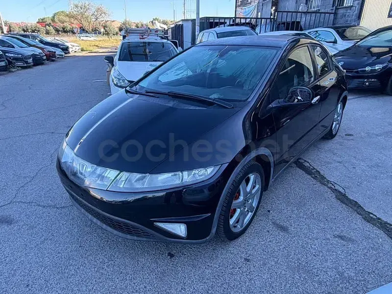 Usado Honda Civic Comfort 140 CV (102 kW) 2007 Negro Berlina