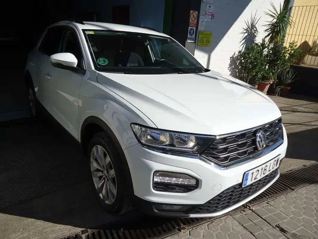 Usado VW T-Roc Advance 116 CV (85 kW) 2020 Blanco SUV