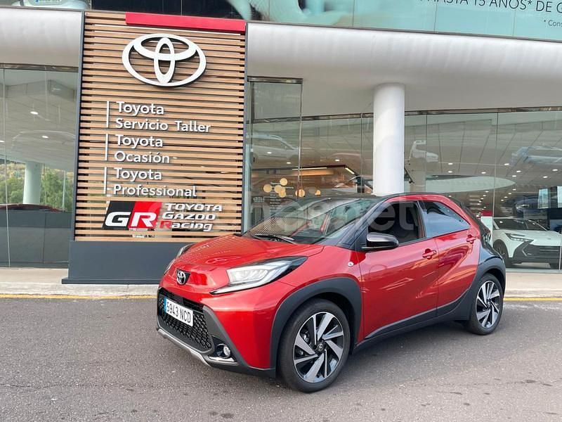 Rojo Nuevo 2025 Toyota Aygo X SUV | 16.450 € (Precio justo) - Imagen 1/4