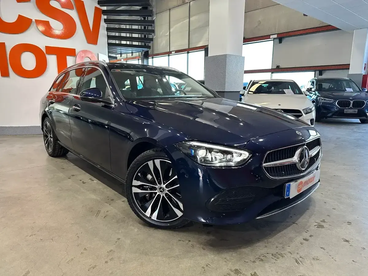Usado Mercedes E300 Avantgarde 313 CV (230 kW) 2023 Azul