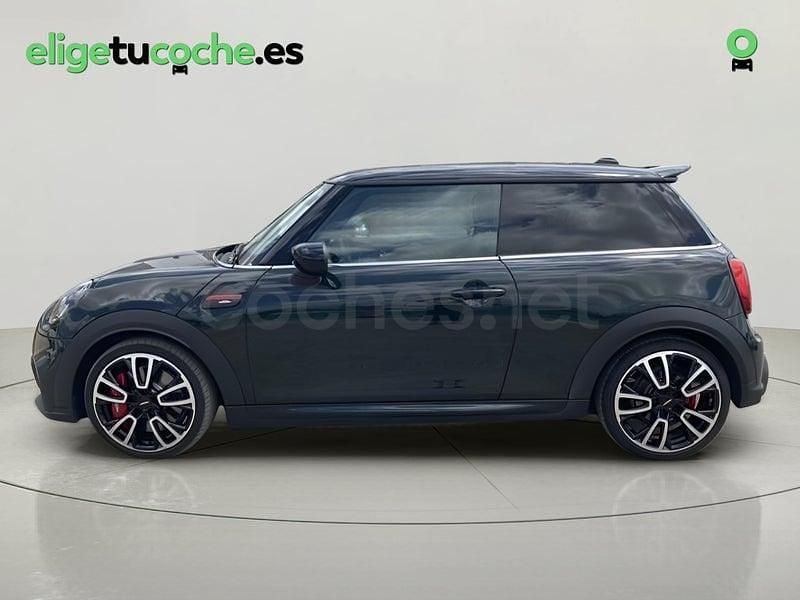 Usado Mazda 3 Exclusive-Line 150 CV (110 kW) 2024 Rojo Berlina