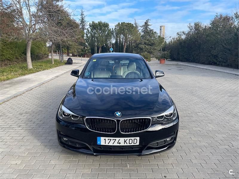 Usado BMW 320 Gran Turismo 190 CV (139 kW) 2017 Negro Berlina