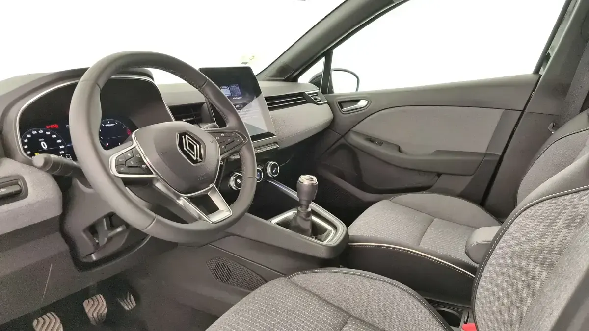 Usado Renault Clio V Techno 90 CV (66 kW) 2024 Negro