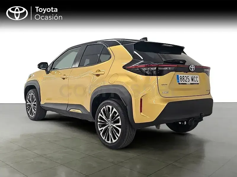 Usado Toyota Yaris Cross Style 116 CV (85 kW) 2022 Amarillo SUV