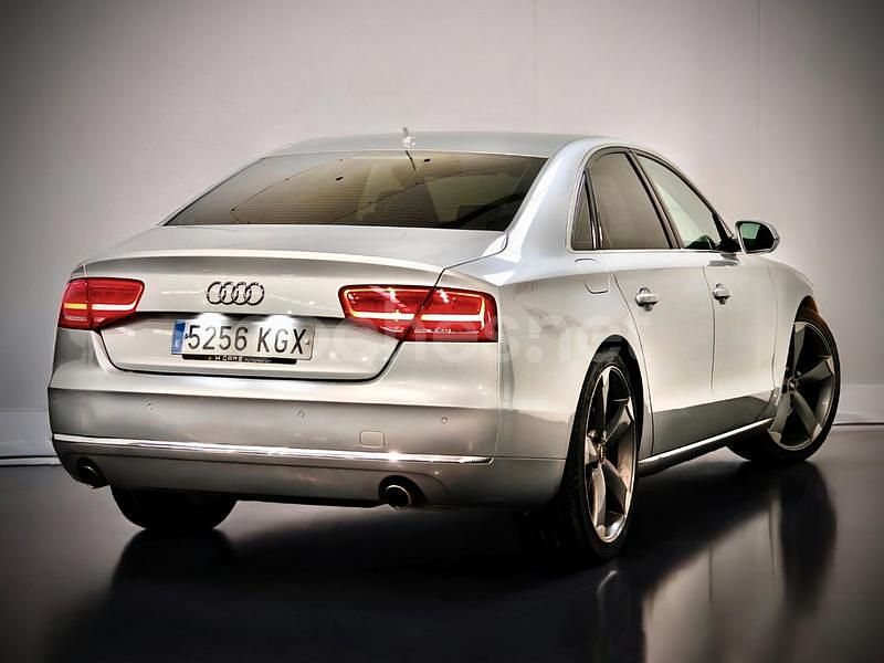Usado Audi A8 250 CV (183 kW) 2012 Gris / plata Berlina